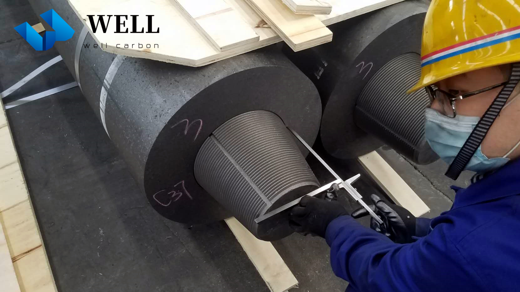 石墨电极（接头）产品的哪些质量指标对电炉炼钢有影响