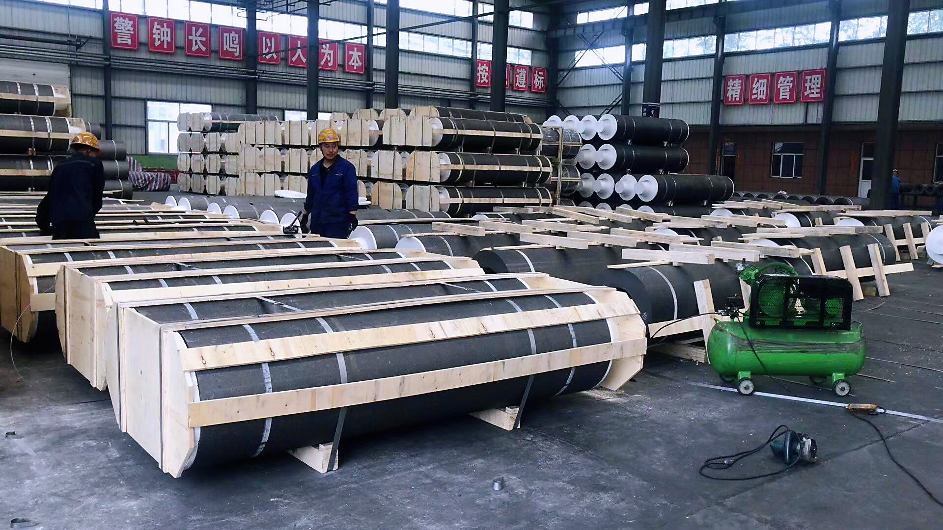 钢材价格暴跌，石墨电极能挺住吗？